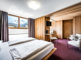 Hotel Alpina Sölden - Adults Only