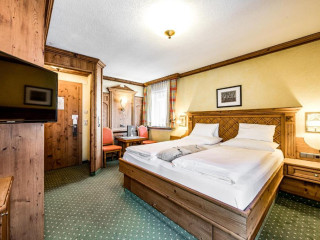 Hotel Alpina Sölden - Adults Only