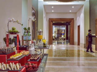 Hotel Amwaj Rotana Jumeirah Beach