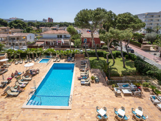 Hotel & Apartamentos Leman