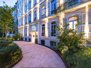 Hôtel Apollinaire Nice