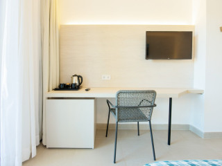 Hotel Apts. Playa Mondragó