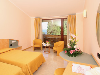 HOTEL ARISTON