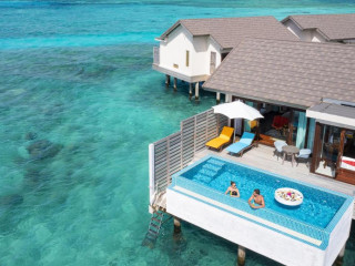 Hotel Atmosphere Kanifushi Maldives