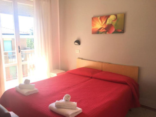 Hotel Ausonia
