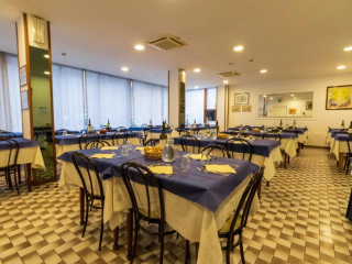 Hotel Ausonia