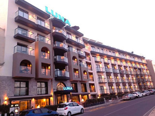 Luna Holiday Complex