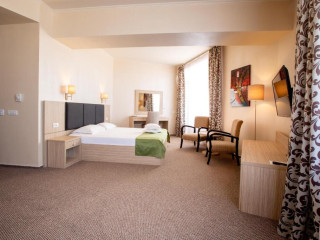 Hotel Bueno