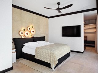 Hotel Caja by Maxx Royal