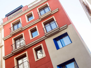 Hotel Catalonia Avinyó
