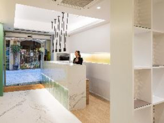 Carlton Deluxe Residences & Apartments