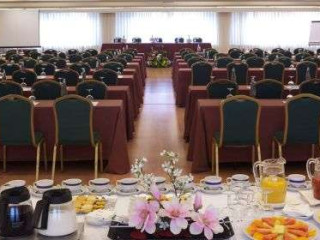 Hotel Chamartin the One