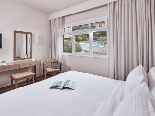 Hotel Civitel Esprit