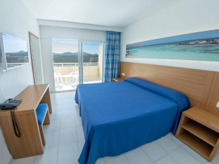 Hotel Club Cala Romani