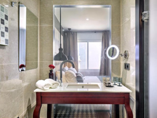 Hotel Cortes Rambla