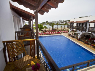 Hotel Costa Bitezhan