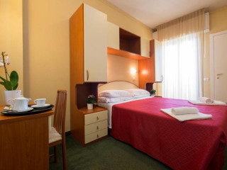 Hotel Crosal