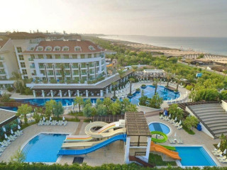 Sunis Evren Beach