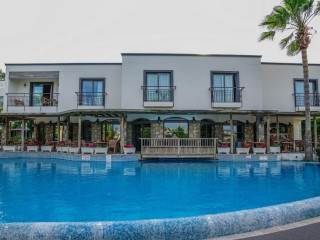 COSTA 3S BEACH HOTEL