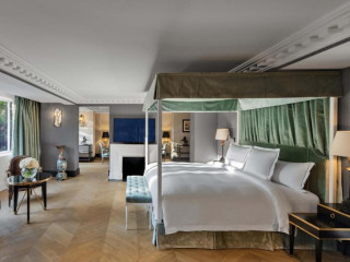 Hotel de Berri Champs-Elysees, a Luxury Collection Hotel