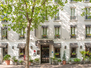 Hotel De La Porte Doree