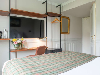 Hotel De La Porte Doree