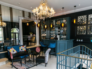 Hotel De Neuville Arc De Triomphe