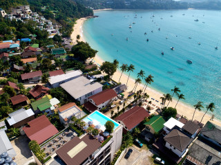 Bandara Phuket Beach Resort