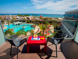 Hotel Faros