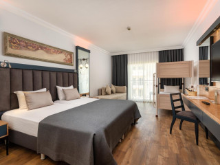 Hotel Folkestone Opera