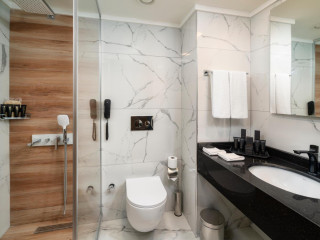 Hotel Folkestone Opera