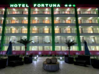 HOTEL FORTUNA