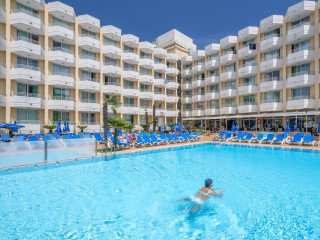 Hotel GHT Oasis Tossa