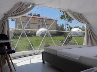 Seagloo Glamping CMP