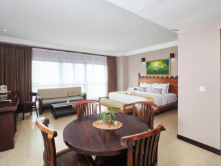 Hotel Grand Santhi