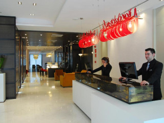Hotel Grupotel Gran Via 678