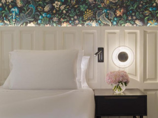 Hotel H10 Casanova