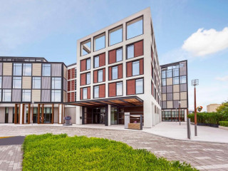 Hotel Hampton by Hilton Dubai Al Seef