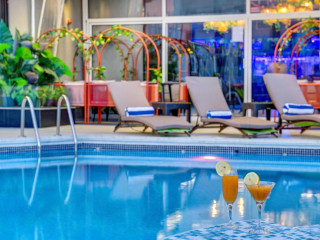 Hotel Howard Johnson Plaza by Wyndham Dubai Deira