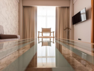 Hotel Iaki