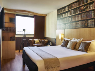 Hotel ibis Barcelona Centro - Sagrada Familia