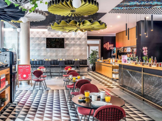 Hotel ibis Barcelona Pza Glories 22