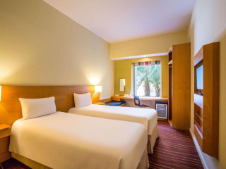 Hotel ibis Mall Avenue Dubai (Ex. IBIS Mall of The Emirates)