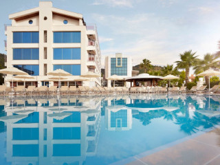 Hotel Ideal Pearl (adults only)