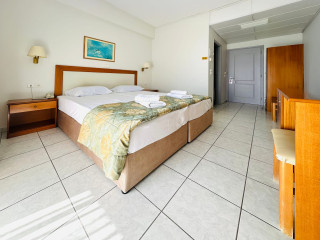Hotel Ioni