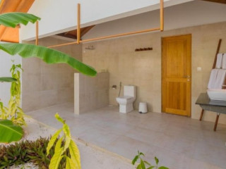 Innahura Island Resort