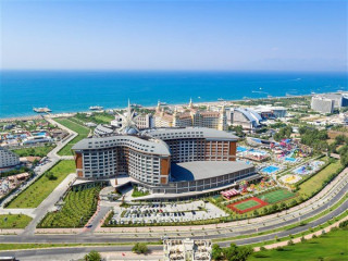 Royal Seginus Hotel 
