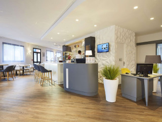 Hotel Kyriad Paris Bezons - La Defense