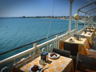 HOTEL LA RIVA