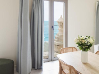 Hôtel La Suite